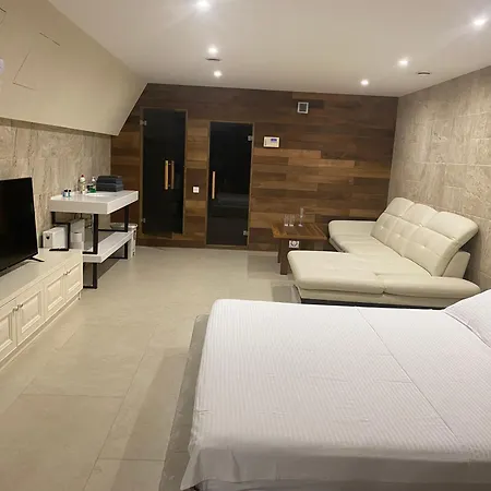 Near The Sea * אודסה