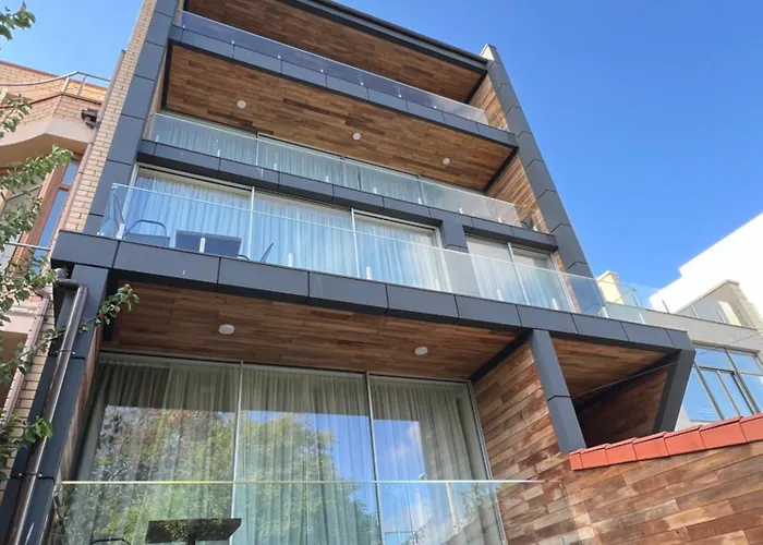 Near The Sea * Odessza