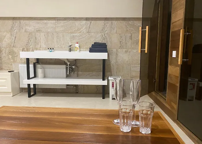 Near The Sea Apartman *